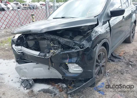 2017 Ford Escape Se z USA, uszkodzony, nr VIN 1FMCU0GD3HUE22256